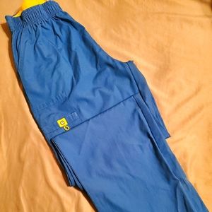 Scrub pants